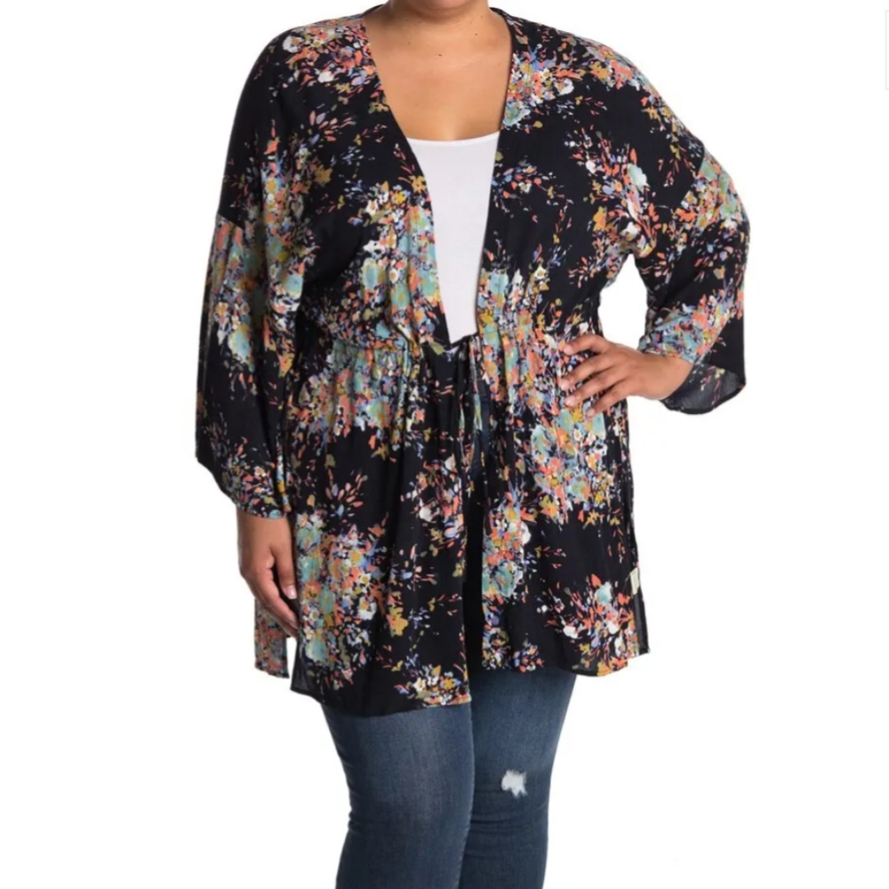 Lovestitch Black Floral Tie Front Overlay Kimono Size 1X/2X